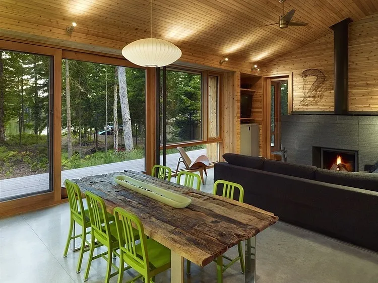 006-stealth-cabin-superkl.jpg