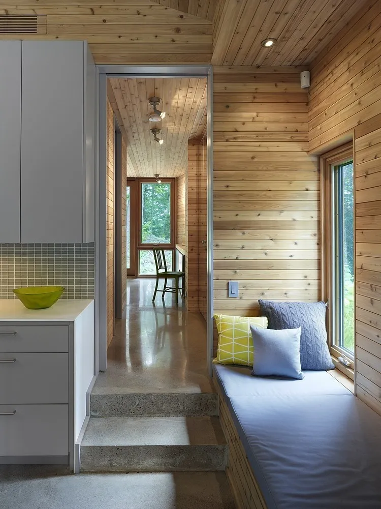 009-stealth-cabin-superkl.jpg