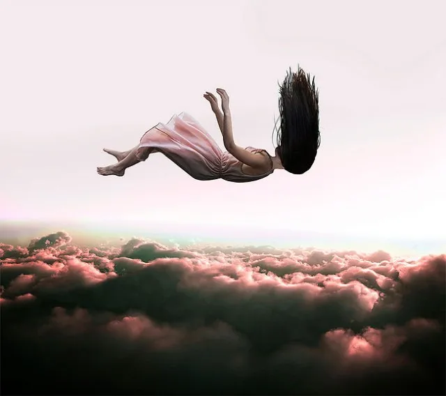 Conceptual-Photography-by-Mega-Christine-4-640x568.jpg