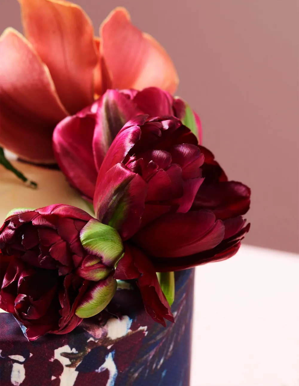 How-to-use-Edible-Paper-for-a-One-of-a-kind-Cake-Masterpiece-1.jpg
