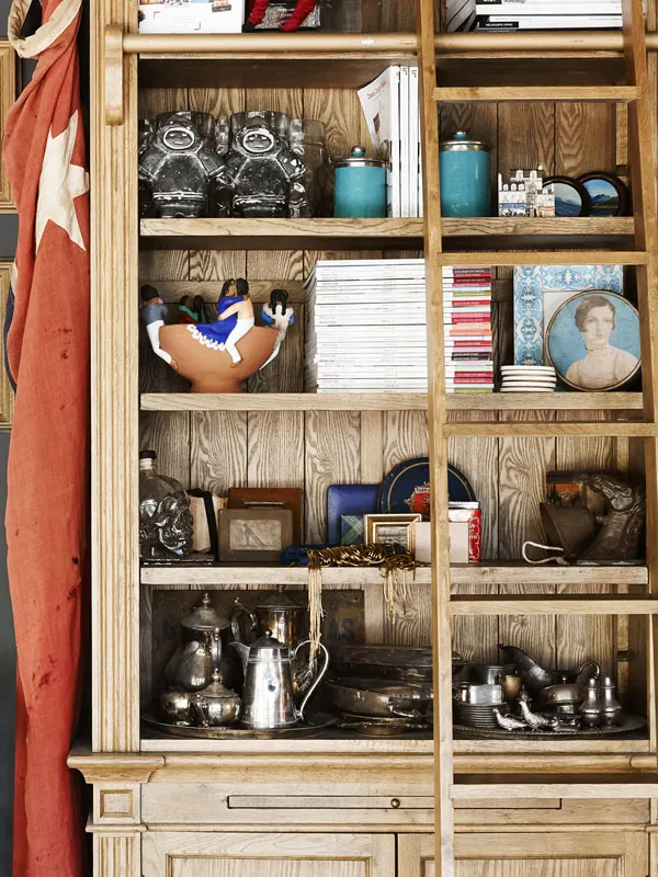 KristanDwyer-shelving.jpg