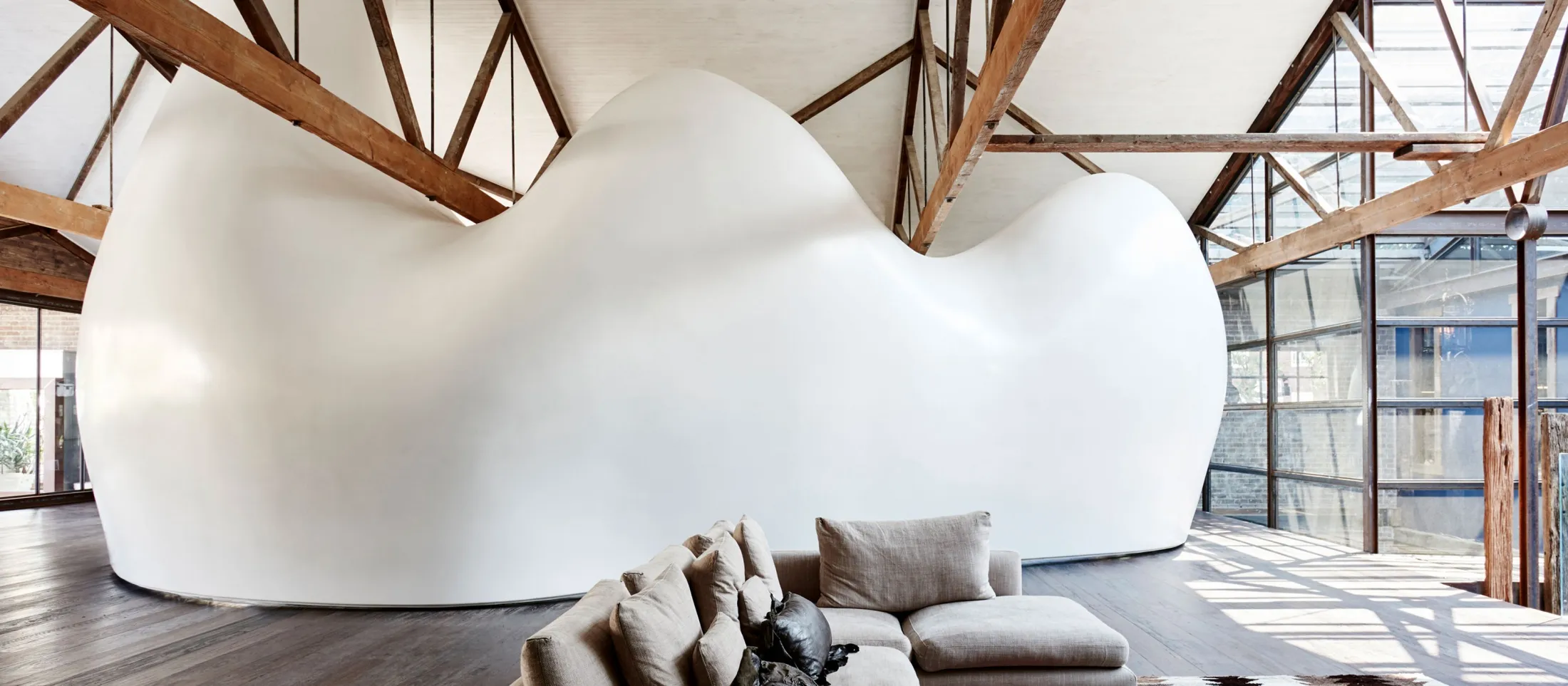 Showstopping-Warehouse-Conversion-in-Sydneys-Surry-Hills-21.jpg