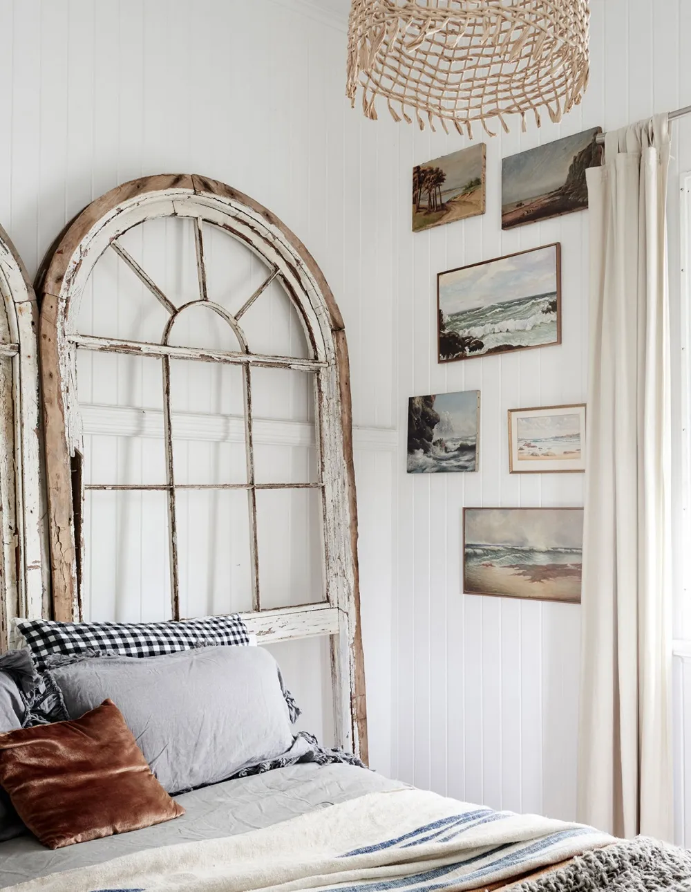 ulifeel_A-Photographers-Brisbane-Home-Full-of-Collections-and-Coastal-Décor-2-1.jpg