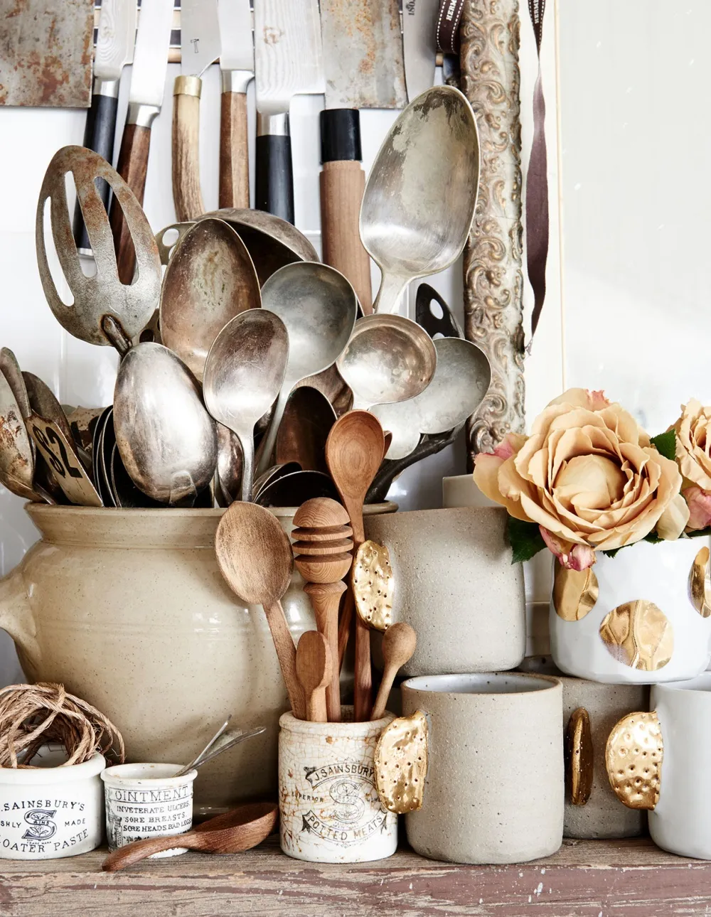 ulifeel_A-Photographers-Brisbane-Home-Full-of-Collections-and-Coastal-Décor-7-1.jpg