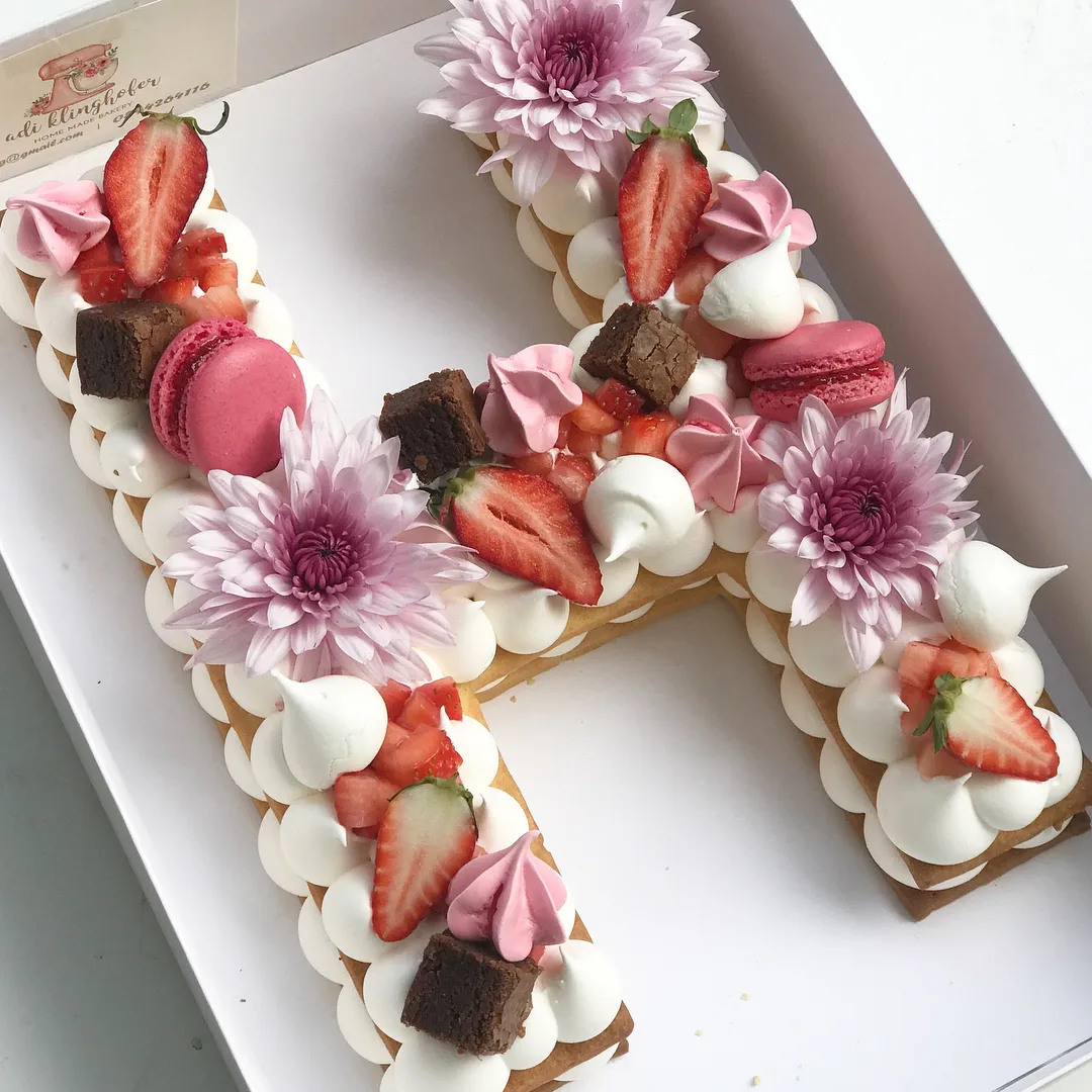 ulifeel_Adi-Klinghofer-Cakes9.jpg