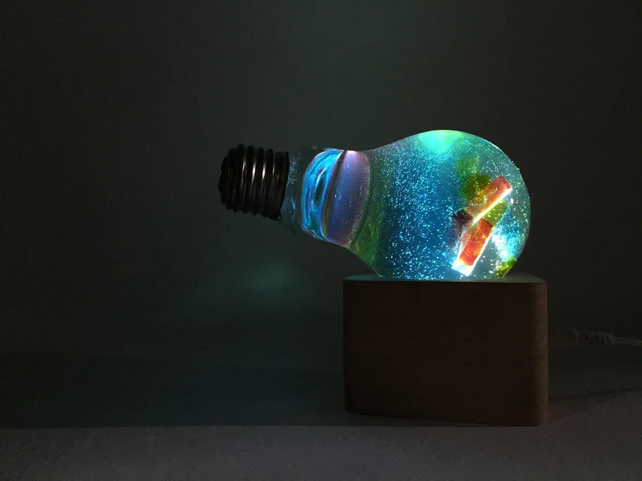 ulifeel_good-ltem_E.P.Light-6.jpeg